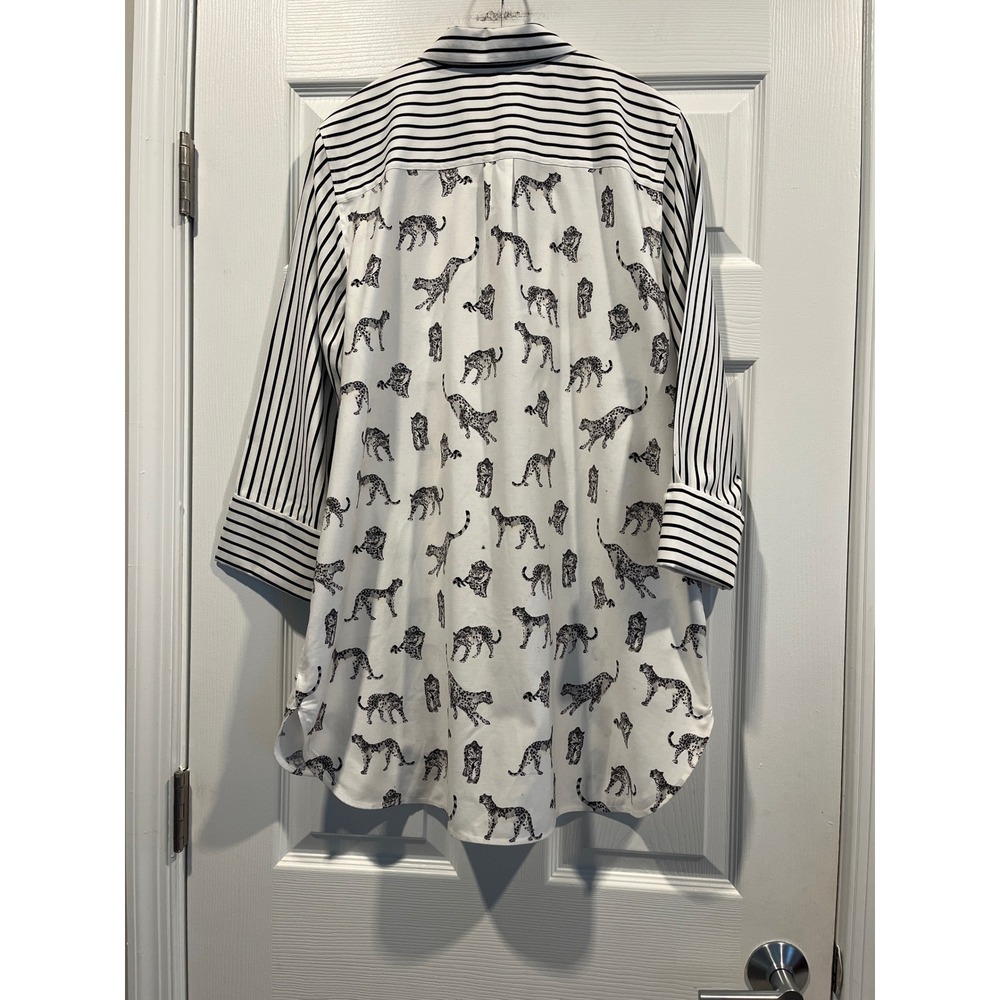 Chicos Leopard Print Striped Tunic Button Down Shirt White Black Size 2 Large - Picture 5 of 10